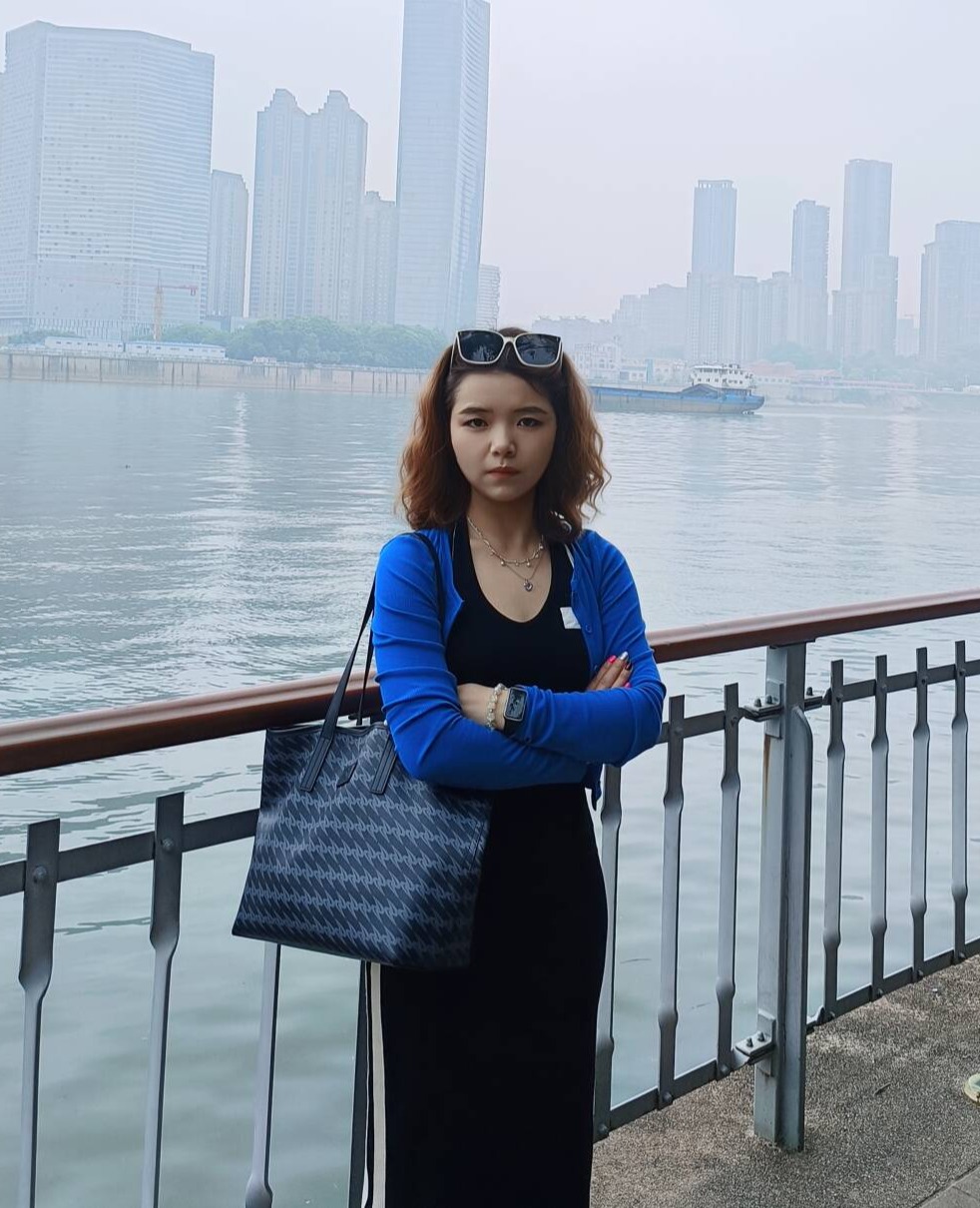 2025届优秀研究生毕业生候选人事迹（十一）——方娟丽